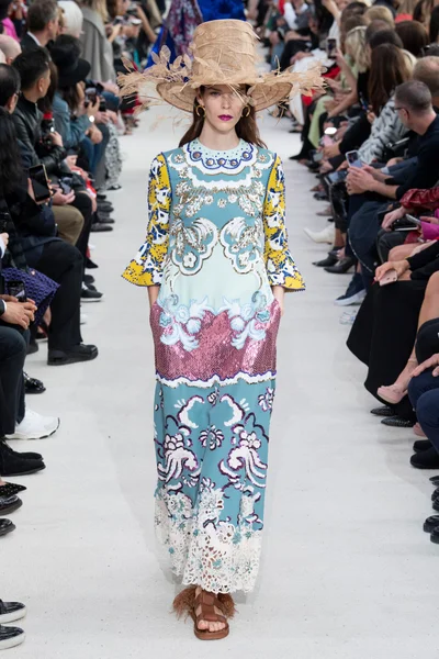 Look 46